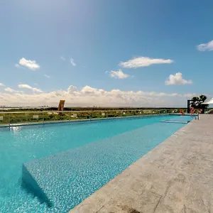 Malecon 601 Cancún